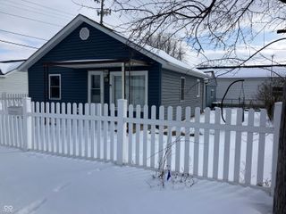 17 Vine Street, Chesterfield, IN 46017