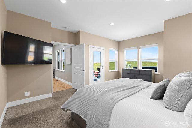 6956 Fingalson Creek Drive, Ferndale, WA 98248