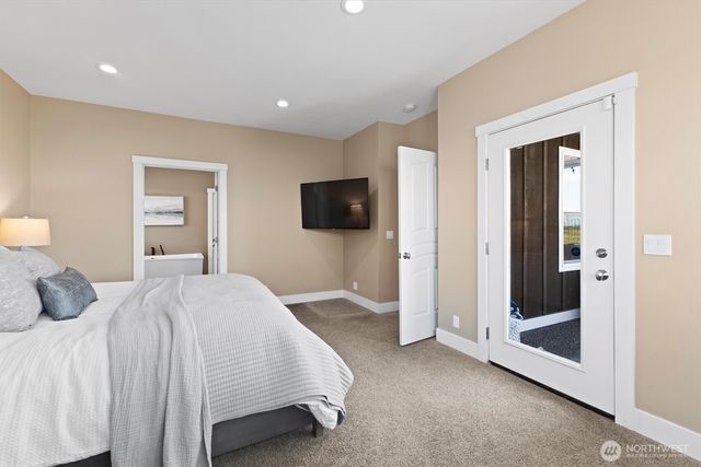 6956 Fingalson Creek Drive, Ferndale, WA 98248