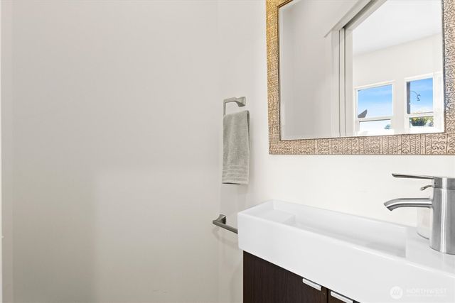 6956 Fingalson Creek Drive, Ferndale, WA 98248
