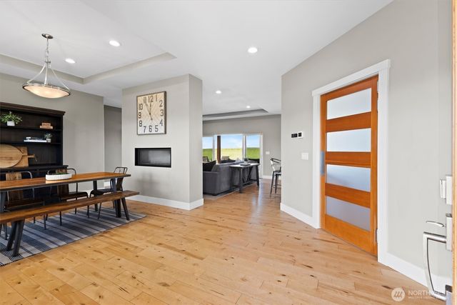 6956 Fingalson Creek Drive, Ferndale, WA 98248