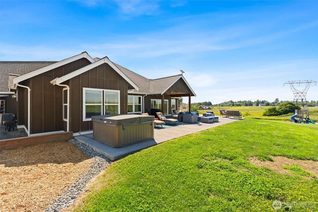 6956 Fingalson Creek Drive, Ferndale, WA 98248