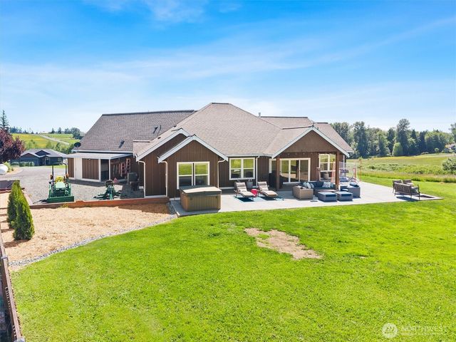 6956 Fingalson Creek Drive, Ferndale, WA 98248