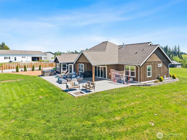 6956 Fingalson Creek Drive, Ferndale, WA 98248