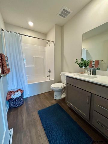 545 W Corsac Road, Lincoln, NE 68523