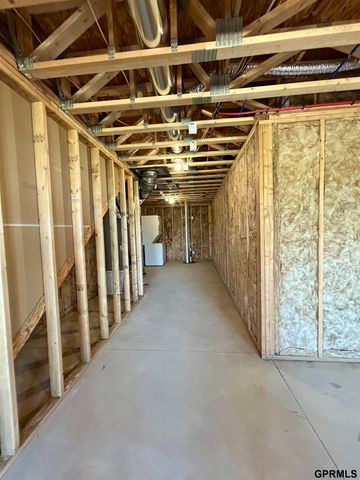 545 W Corsac Road, Lincoln, NE 68523