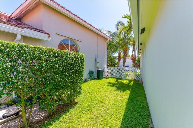 7131 NW Turtle Walk, Boca Raton, FL 33487