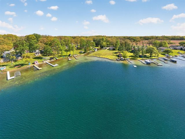 61486 Donald Roadway, Vandalia, MI 49095