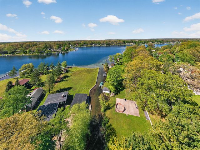 61486 Donald Roadway, Vandalia, MI 49095