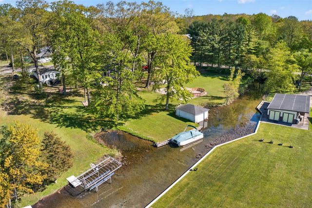 61486 Donald Roadway, Vandalia, MI 49095