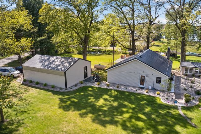 61486 Donald Roadway, Vandalia, MI 49095