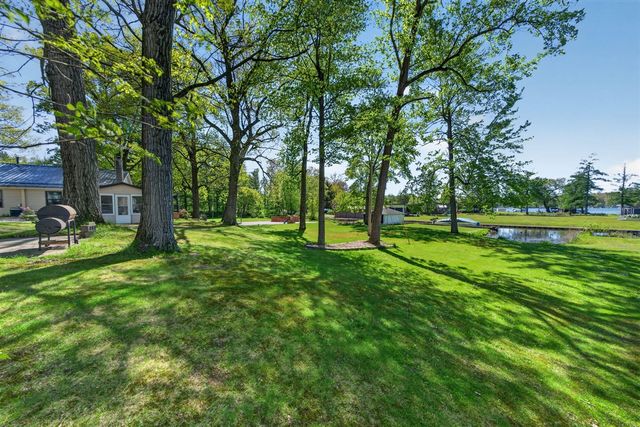 61486 Donald Roadway, Vandalia, MI 49095