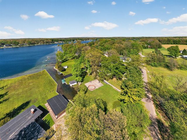 61486 Donald Roadway, Vandalia, MI 49095