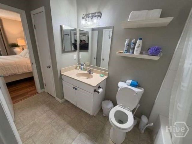 401 N Cromwell Road F5, Savannah, GA 31410