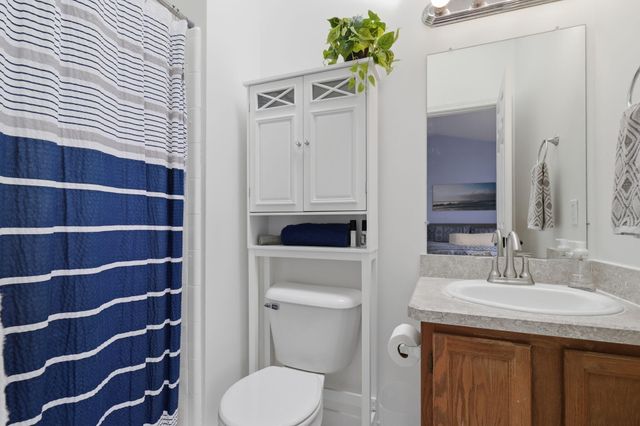 7183 Hogan Drive, Ypsilanti, MI 48197