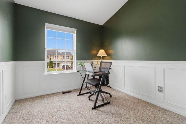 7183 Hogan Drive, Ypsilanti, MI 48197