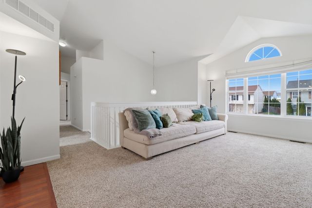 7183 Hogan Drive, Ypsilanti, MI 48197