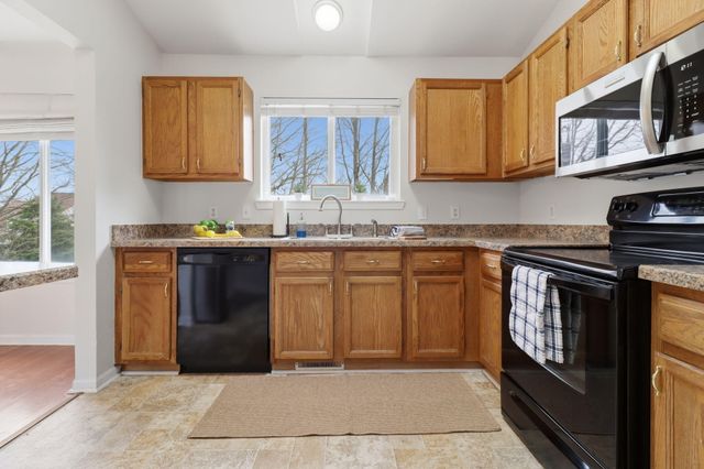 7183 Hogan Drive, Ypsilanti, MI 48197