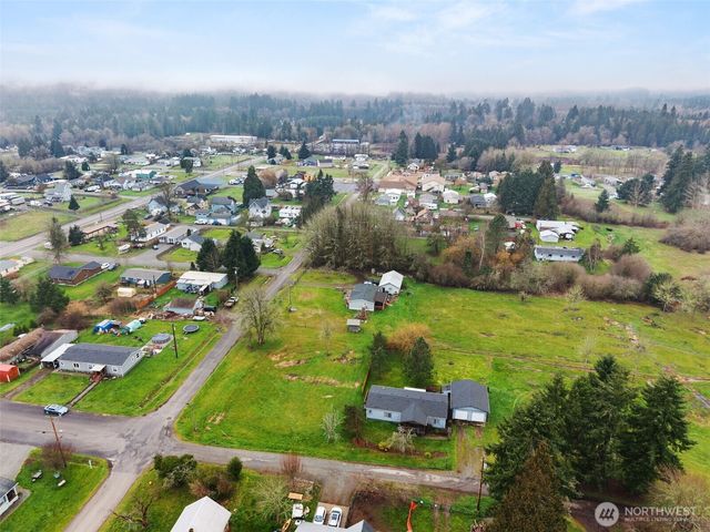 516 D Street, Vader, WA 98593