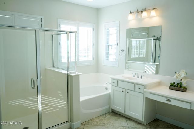 10037 E NOPAL Avenue, Mesa, AZ 85209