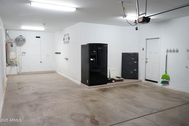 10037 E NOPAL Avenue, Mesa, AZ 85209