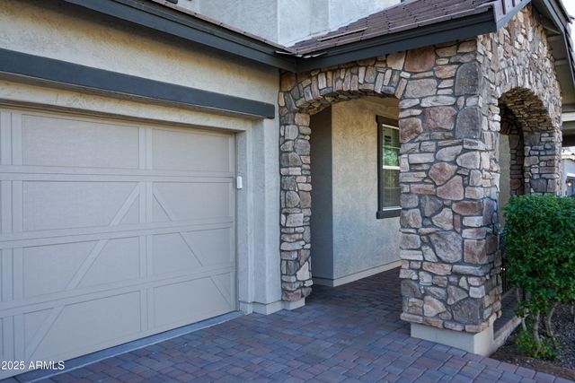 10037 E NOPAL Avenue, Mesa, AZ 85209