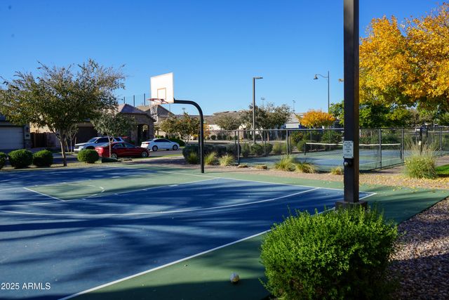 10037 E NOPAL Avenue, Mesa, AZ 85209