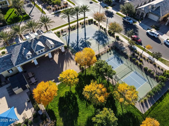 10037 E NOPAL Avenue, Mesa, AZ 85209