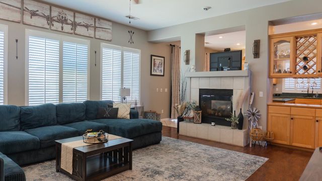 2315 Heavenly Way, Lodi, CA 95242