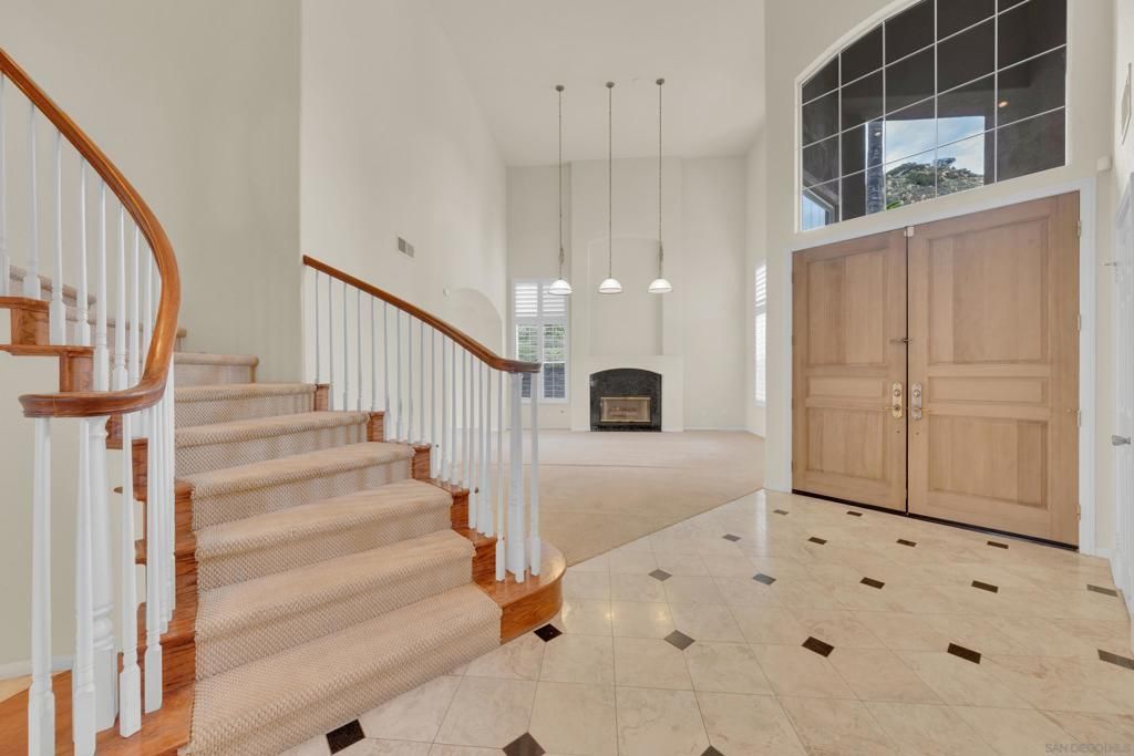 Image 13 of property listing at 2251 Orchard View Lane, Escondido, CA 92027