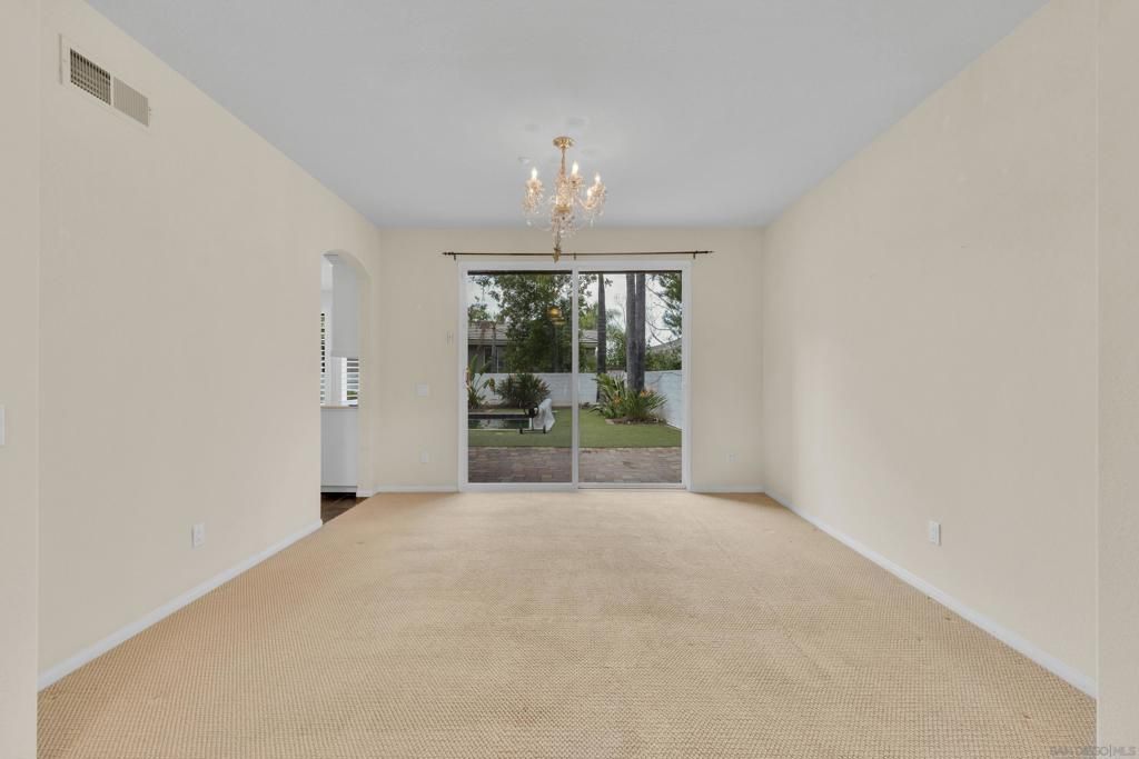 Image 20 of property listing at 2251 Orchard View Lane, Escondido, CA 92027