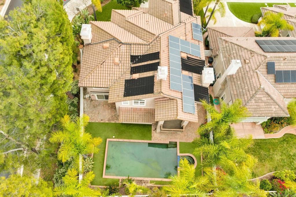 Image 4 of property listing at 2251 Orchard View Lane, Escondido, CA 92027