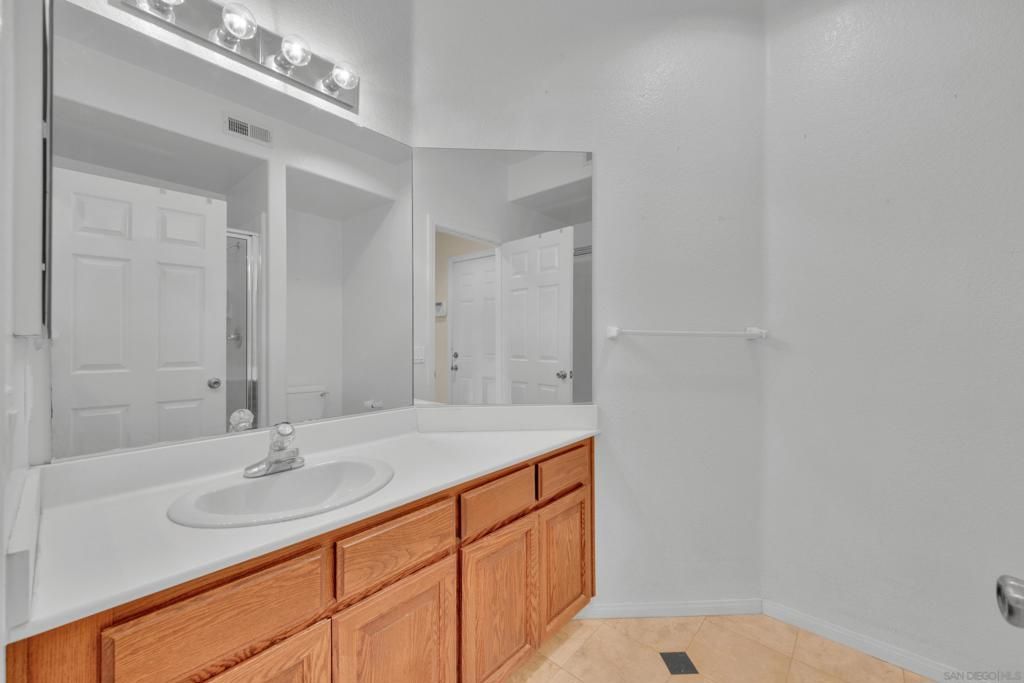 Image 45 of property listing at 2251 Orchard View Lane, Escondido, CA 92027