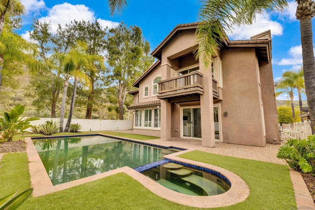 Image 5 of property listing at 2251 Orchard View Lane, Escondido, CA 92027