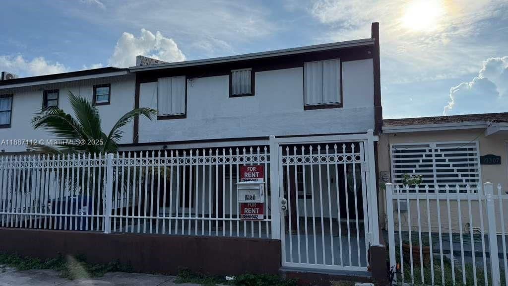 19311 NW 46th Ave, Miami Gardens, FL 33055