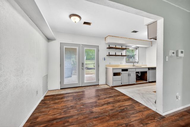 486 Cleve Cole Road, Denison, TX 75021