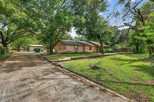 486 Cleve Cole Road, Denison, TX 75021