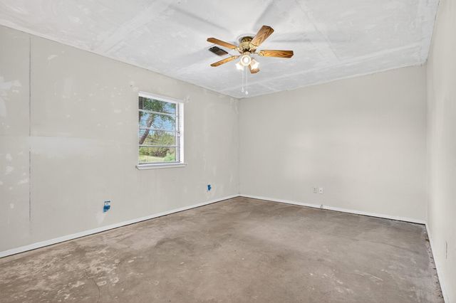 486 Cleve Cole Road, Denison, TX 75021