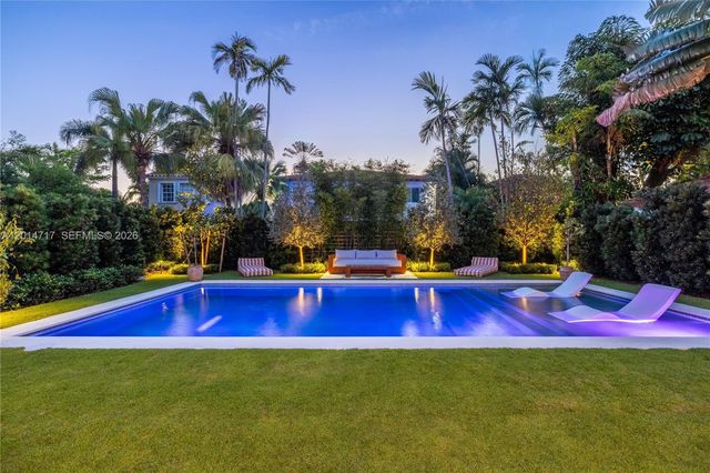 4430 Royal Palm Ave, Miami Beach, FL 33140