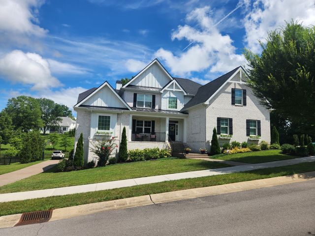 159 Hamilton Springs Blvd, Lebanon, TN 37087