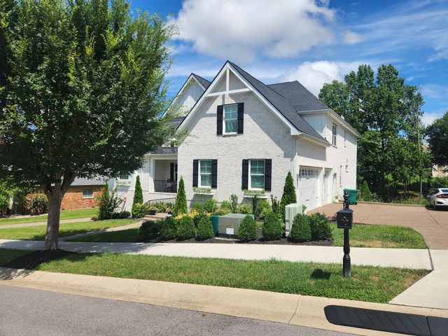 159 Hamilton Springs Blvd, Lebanon, TN 37087