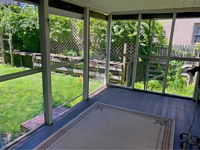 1006 Baldwin Street, Grand Rapids, MI 49506