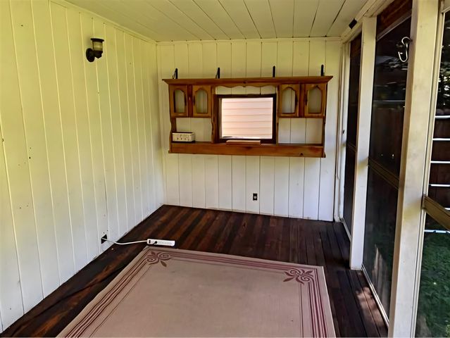 1006 Baldwin Street, Grand Rapids, MI 49506
