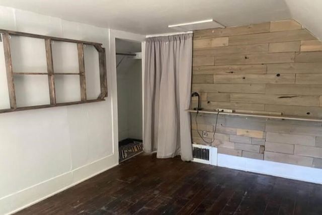 1006 Baldwin Street, Grand Rapids, MI 49506