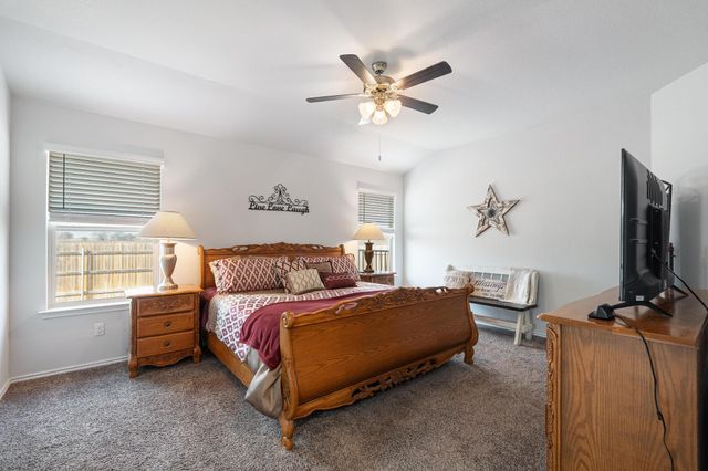 1636 T H Johnson DR, Taylor, TX 76574