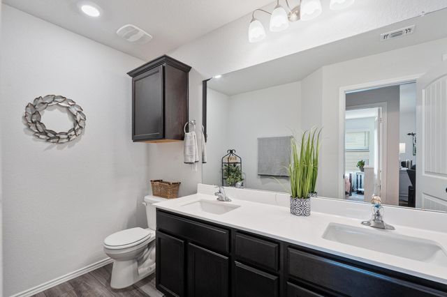 1636 T H Johnson DR, Taylor, TX 76574