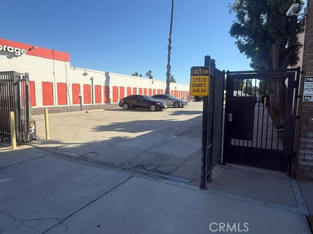 8030 Deering Ave, Canoga Park, CA 91311 — photo 4