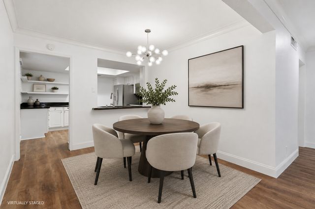 10207 Regal Oaks Drive 109, Dallas, TX 75230