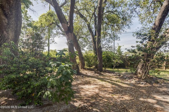 309 White Harbor Road, Long Beach, MS 39560