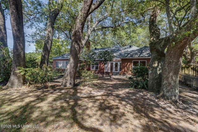 309 White Harbor Road, Long Beach, MS 39560